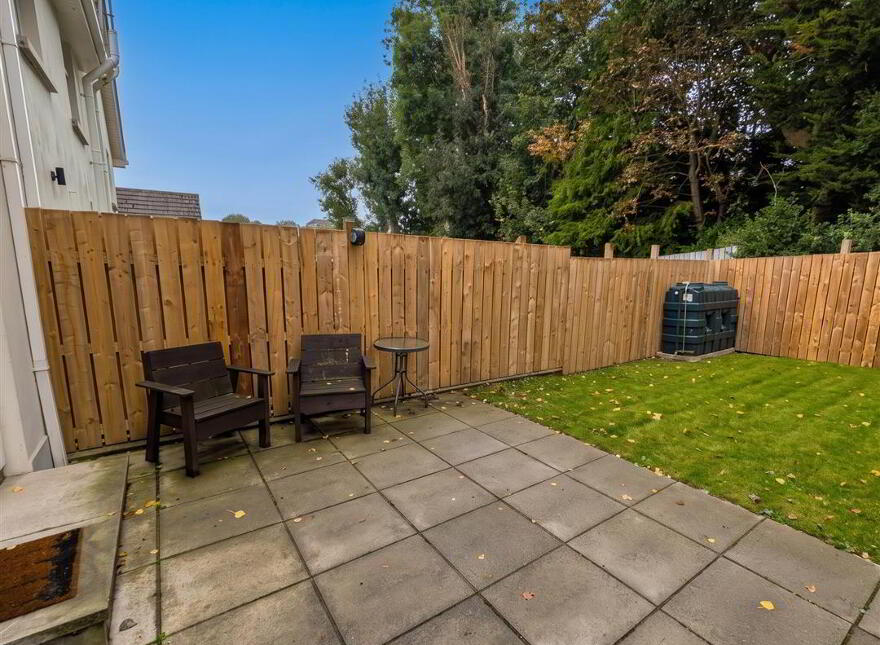 8 Todd's Hill Park, Saintfield, BT24 7FB