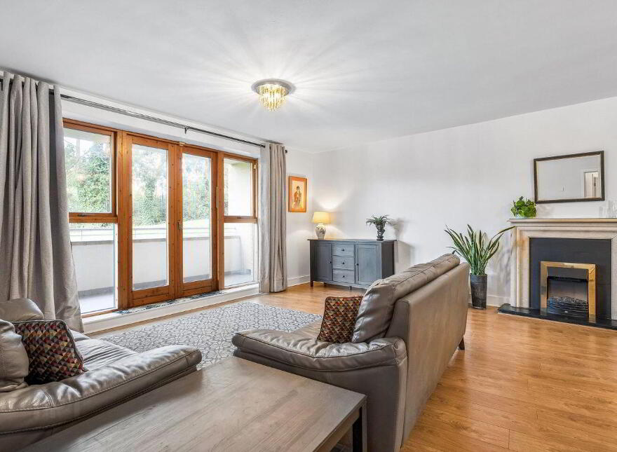 42 The Ramparts, Willow Avenue, Cabinteely, Cabinteely, D18N298