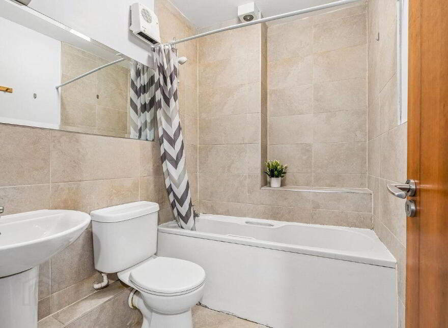 42 The Ramparts, Willow Avenue, Cabinteely, Cabinteely, D18N298