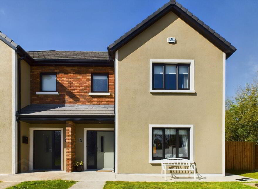 103 Cedar Walk, Castle Oaks, Carlow Town, R93HW8Y photo