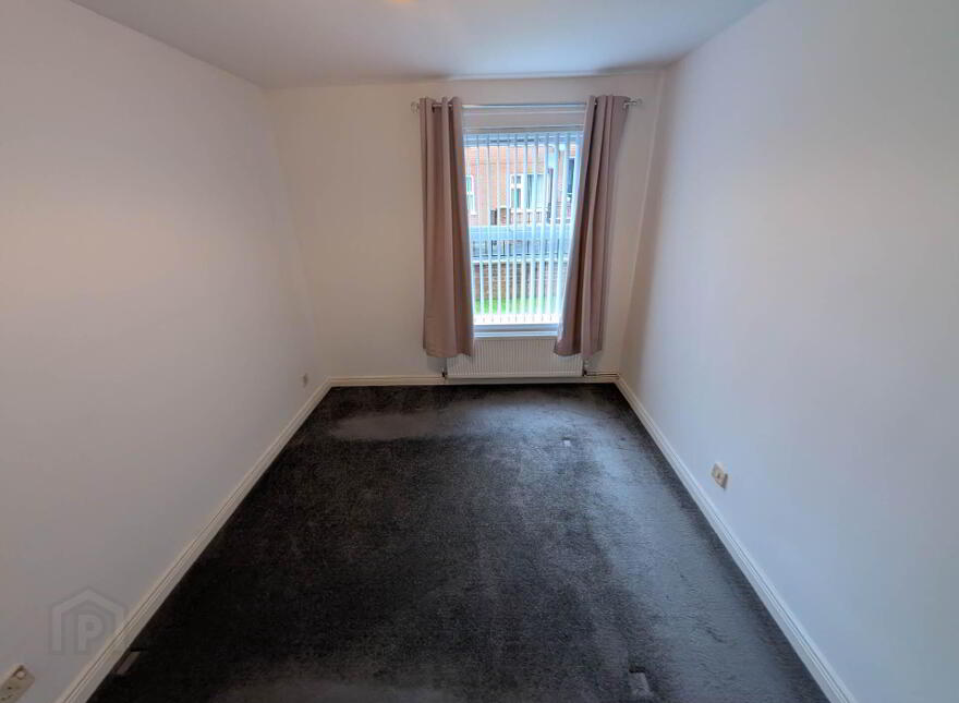 11 Glencolin Close, Glen Road, Belfast, BT11 8PE