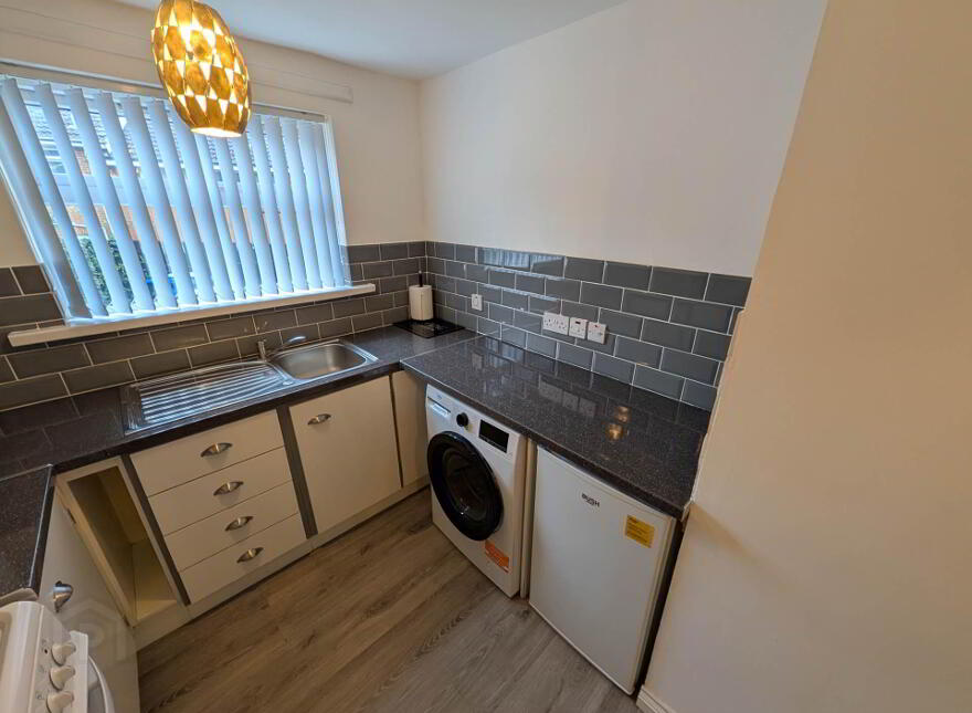 11 Glencolin Close, Glen Road, Belfast, BT11 8PE