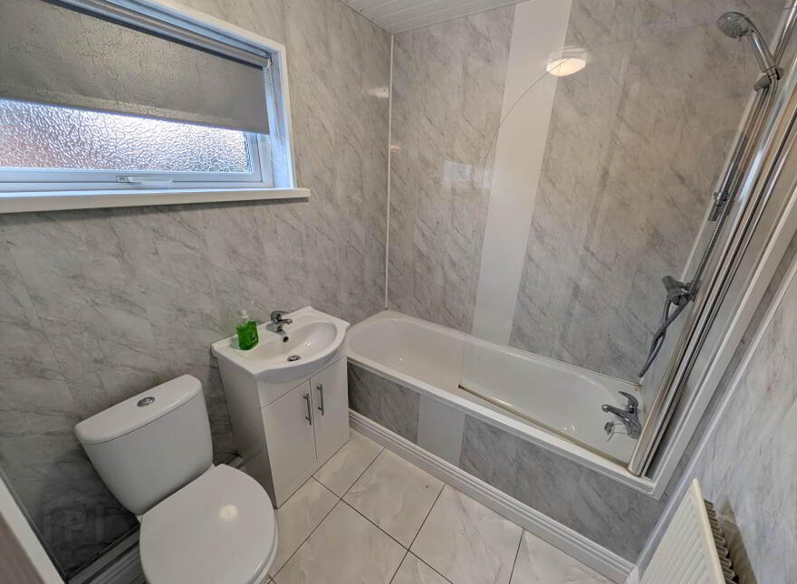 11 Glencolin Close, Glen Road, Belfast, BT11 8PE