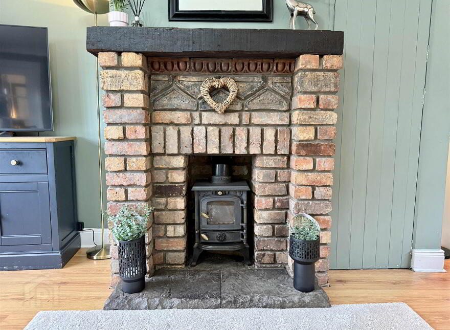 80 Ryan Park, Castlereagh, Belfast, BT5 7TY