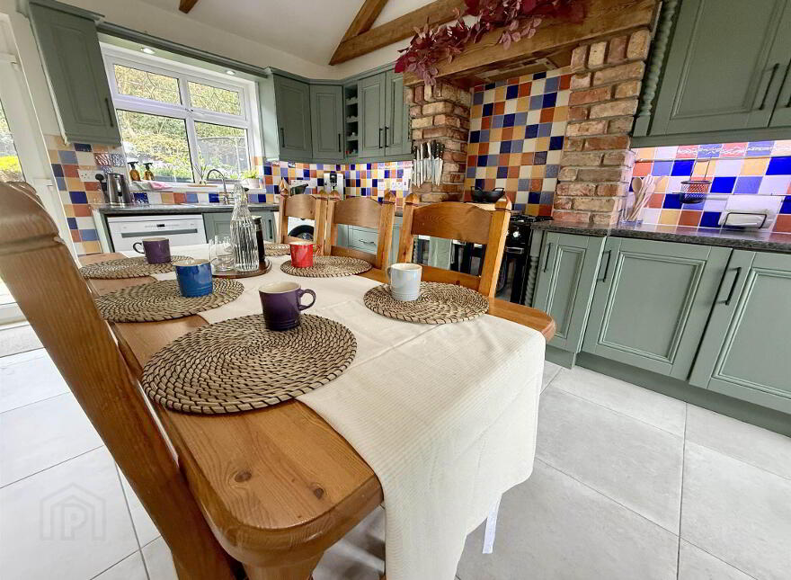 80 Ryan Park, Castlereagh, Belfast, BT5 7TY
