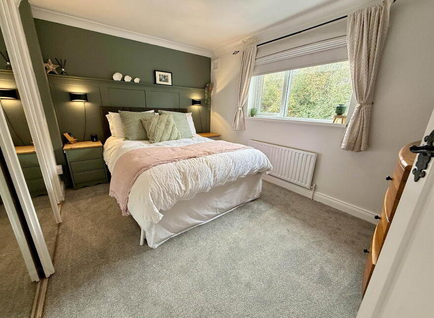 80 Ryan Park, Castlereagh, Belfast, BT5 7TY