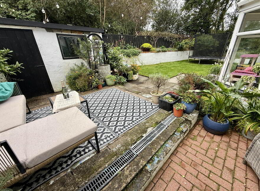 80 Ryan Park, Castlereagh, Belfast, BT5 7TY