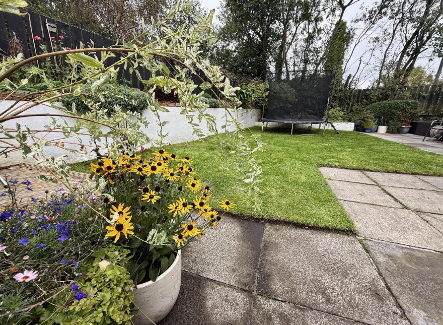 80 Ryan Park, Castlereagh, Belfast, BT5 7TY