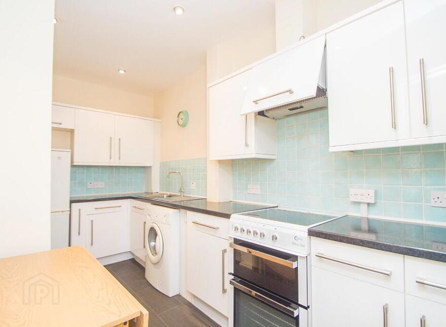17/14 Rossie Place, Edinburgh, EH7 5SD