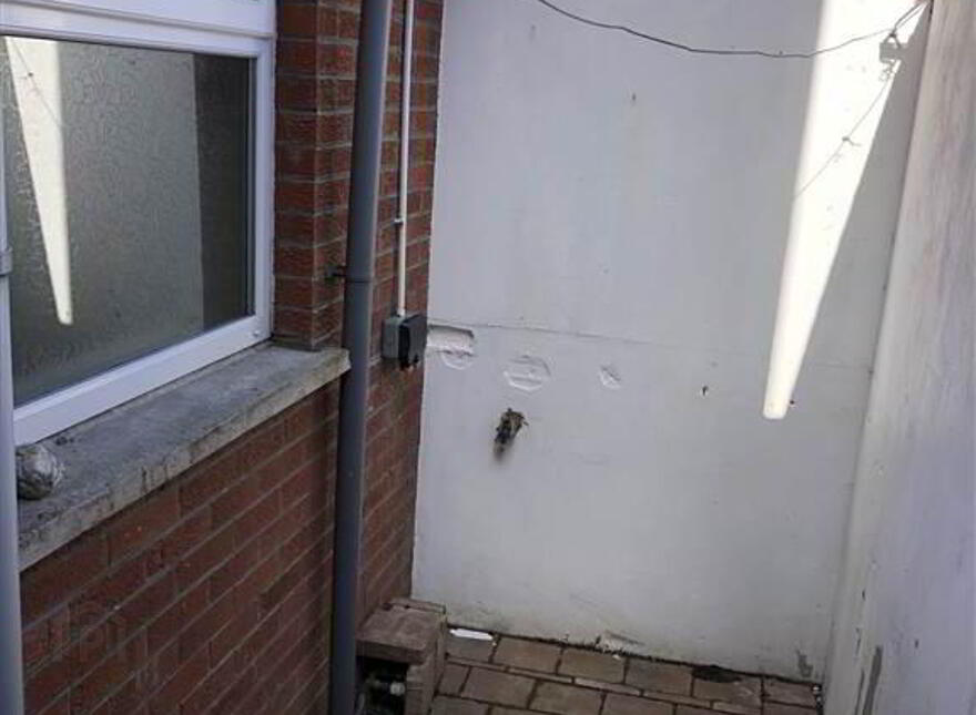 63 Clovelly Street, Belfast, BT12 7EZ