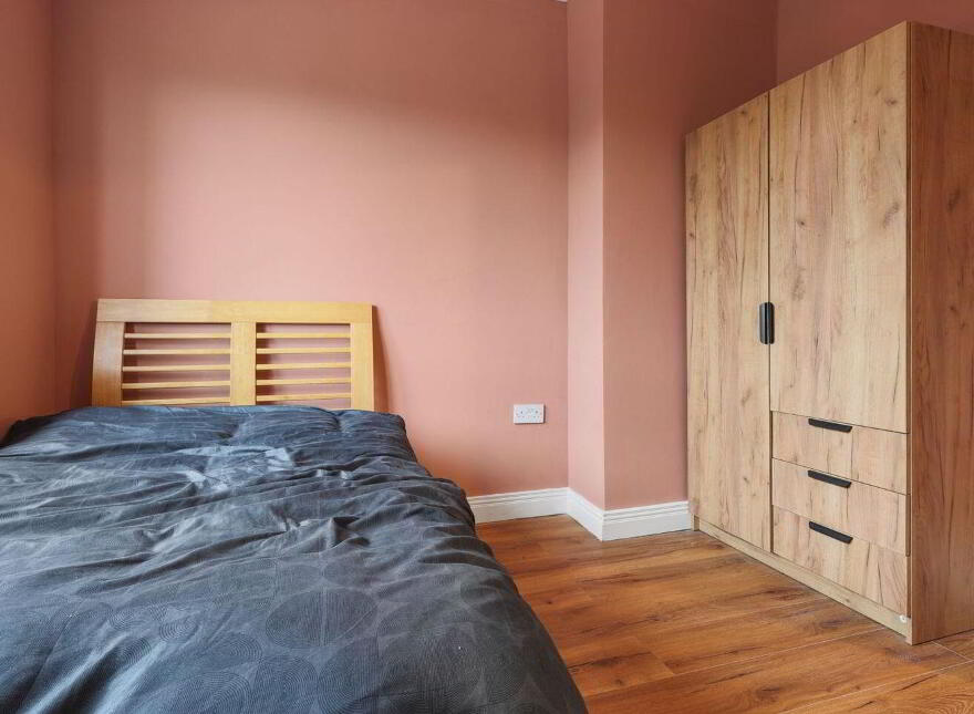 10 The Oaks, Clontarf Road, Dublin 3, D03H336