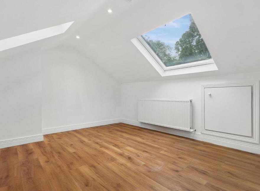 10 The Oaks, Clontarf Road, Dublin 3, D03H336