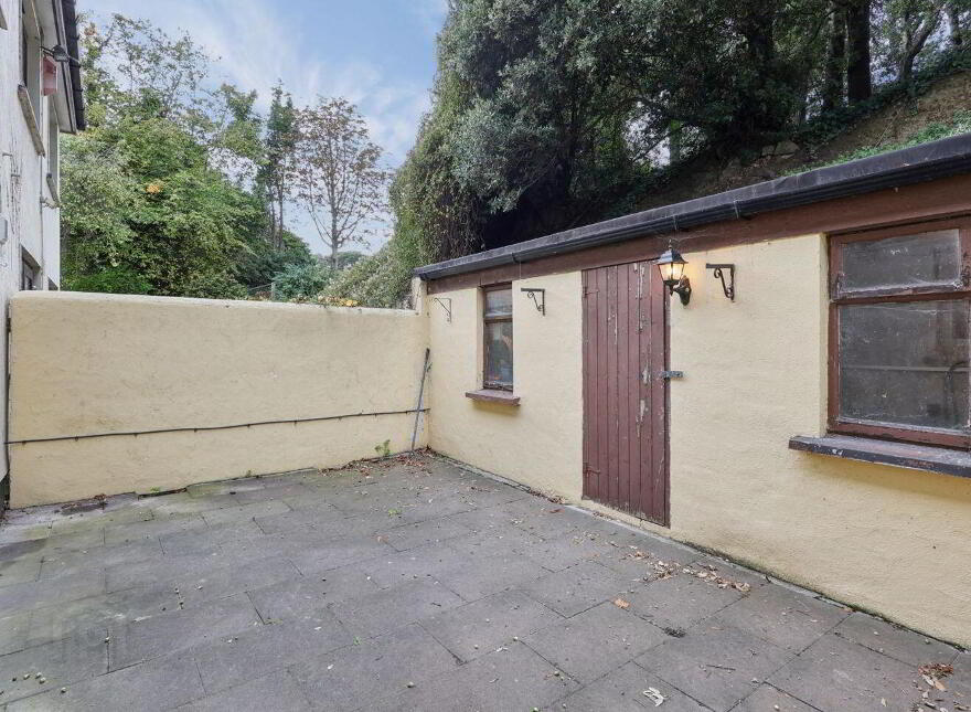 10 The Oaks, Clontarf Road, Dublin 3, D03H336