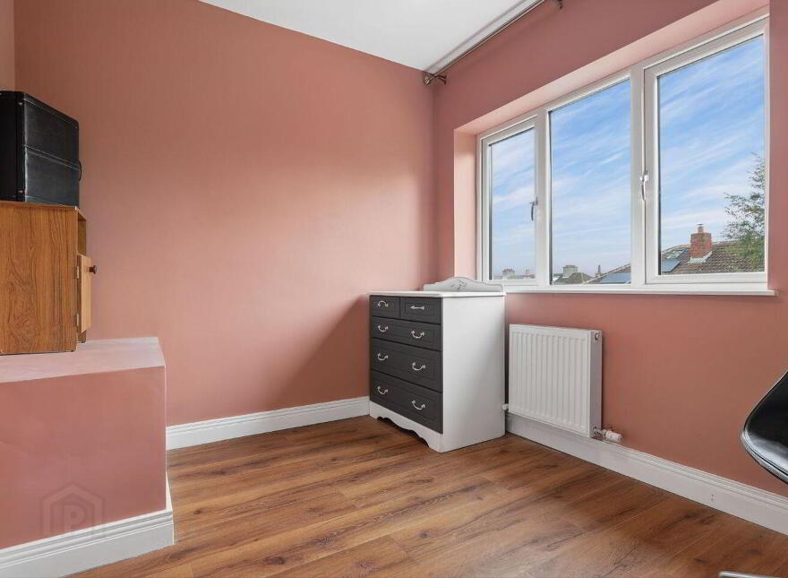 10 The Oaks, Clontarf Road, Dublin 3, D03H336
