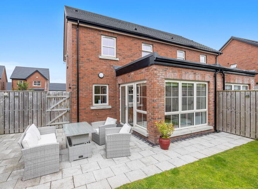 30 Helens Wood Lane, Bangor, BT19 1GE