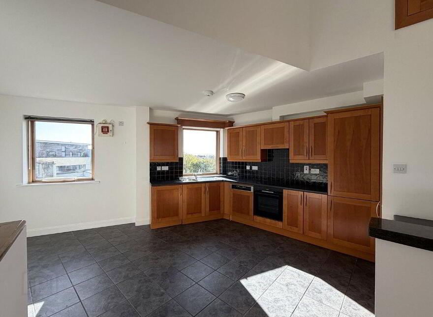 20 Crescent Court, Father Griffin Road, City Centre, H91D8E8