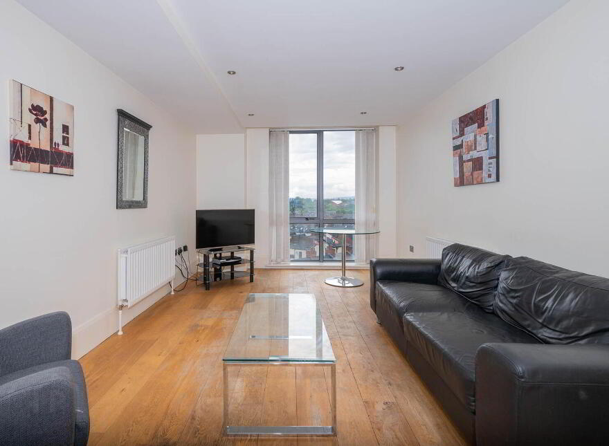 352 The Bakery, 311 Ormeau Road, Belfast, BT7 3GB