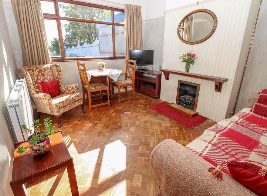 135 Cumberland Road, Dundonald, Belfast, BT16 2BB