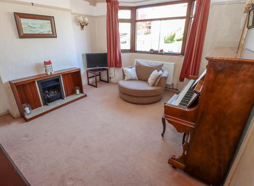 135 Cumberland Road, Dundonald, Belfast, BT16 2BB