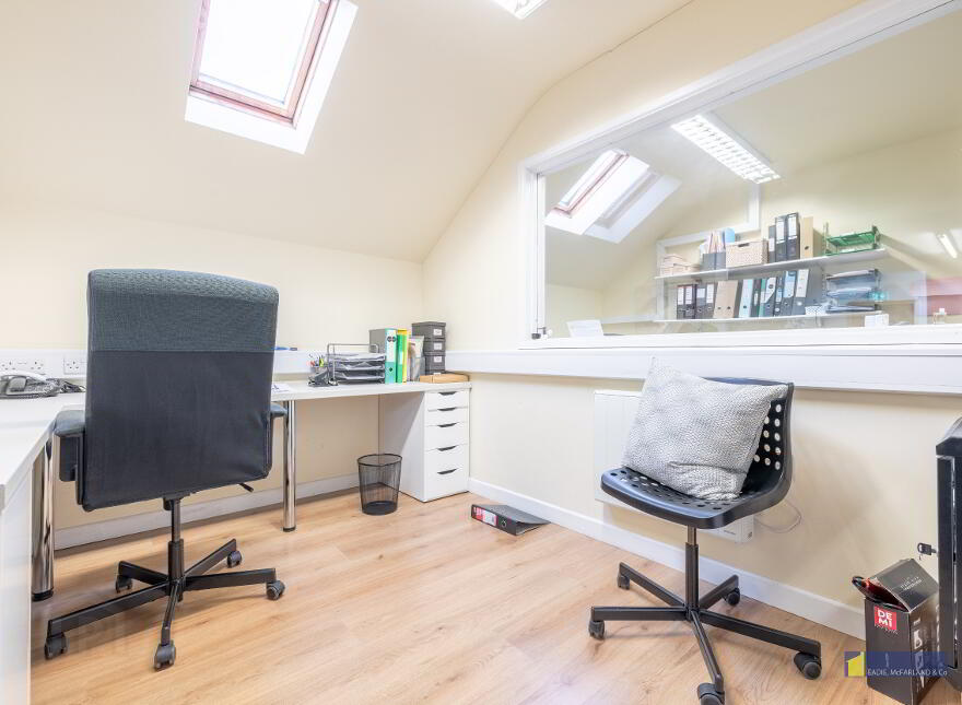 9 East Bridge Street, Enniskillen, BT74 7BW