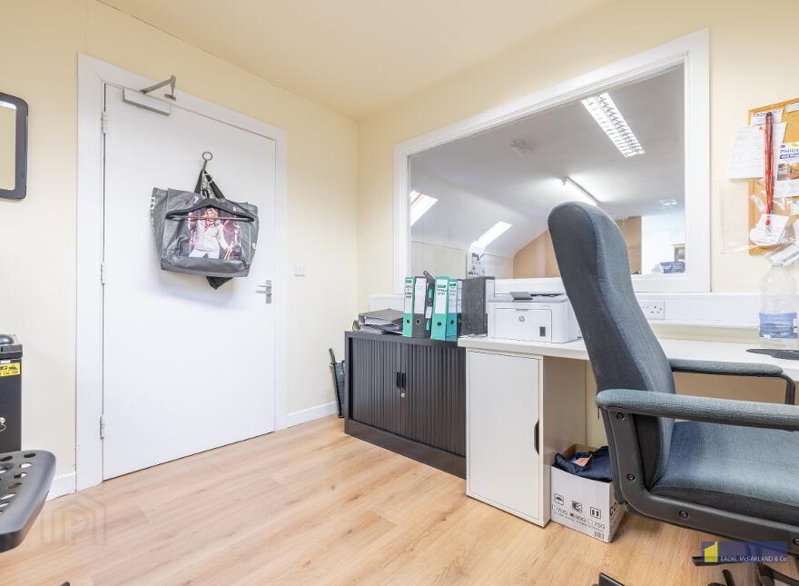 9 East Bridge Street, Enniskillen, BT74 7BW
