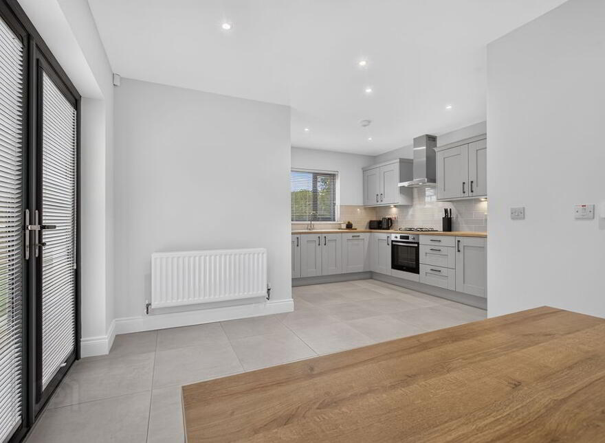 49 Oakwood View, Antrim, BT41 2FY
