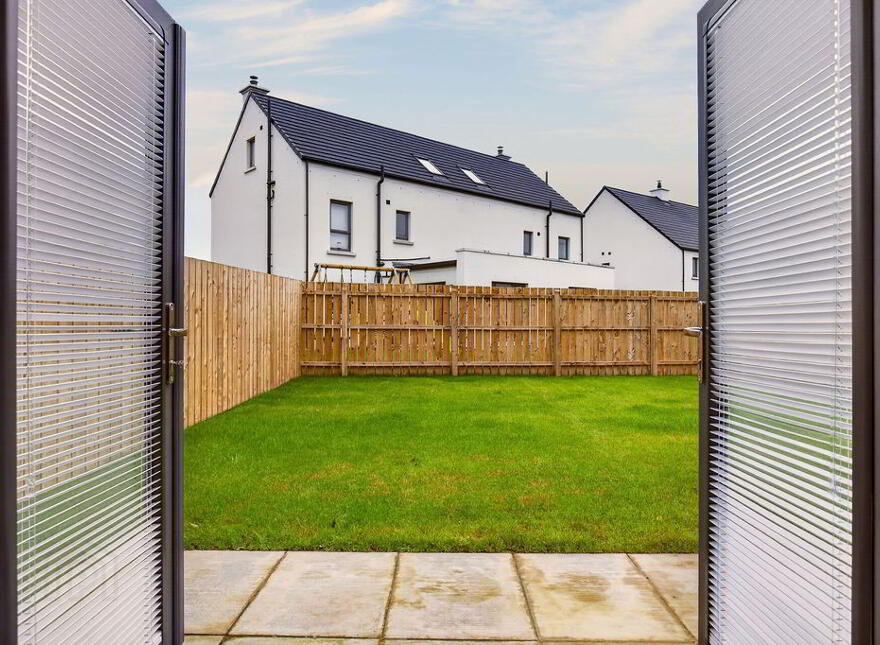 49 Oakwood View, Antrim, BT41 2FY