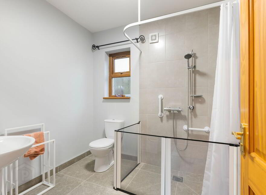 Apartment, 5 Fern Close, Tobermore Road, Magherafelt, BT45 5GZ