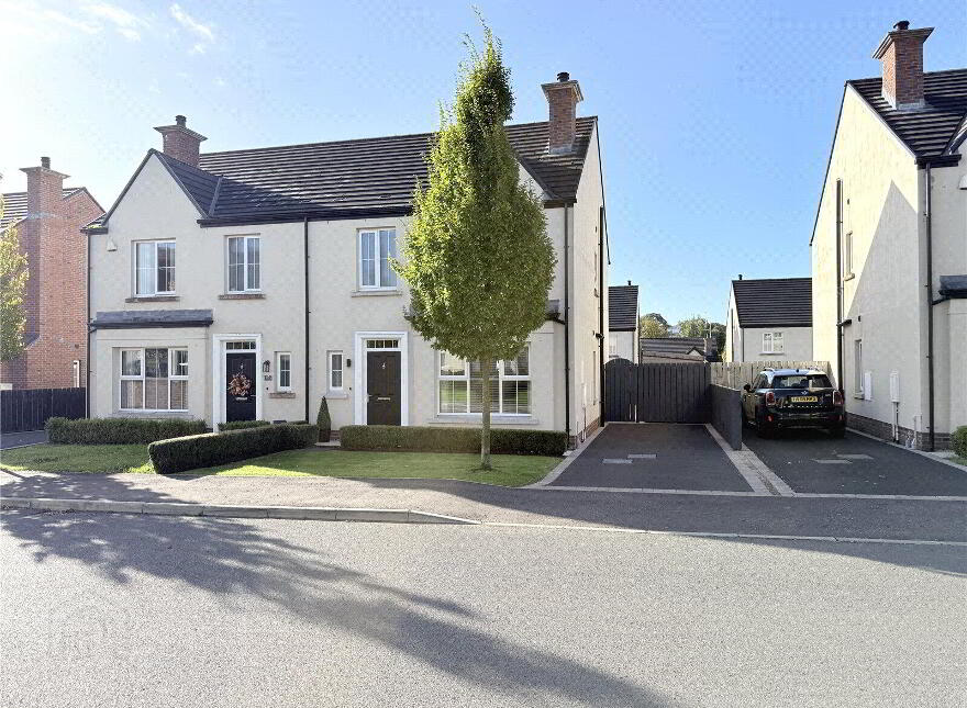 67 Foxfield Park, Magherafelt, BT45 5FQ
