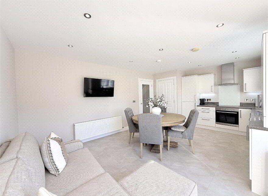 67 Foxfield Park, Magherafelt, BT45 5FQ