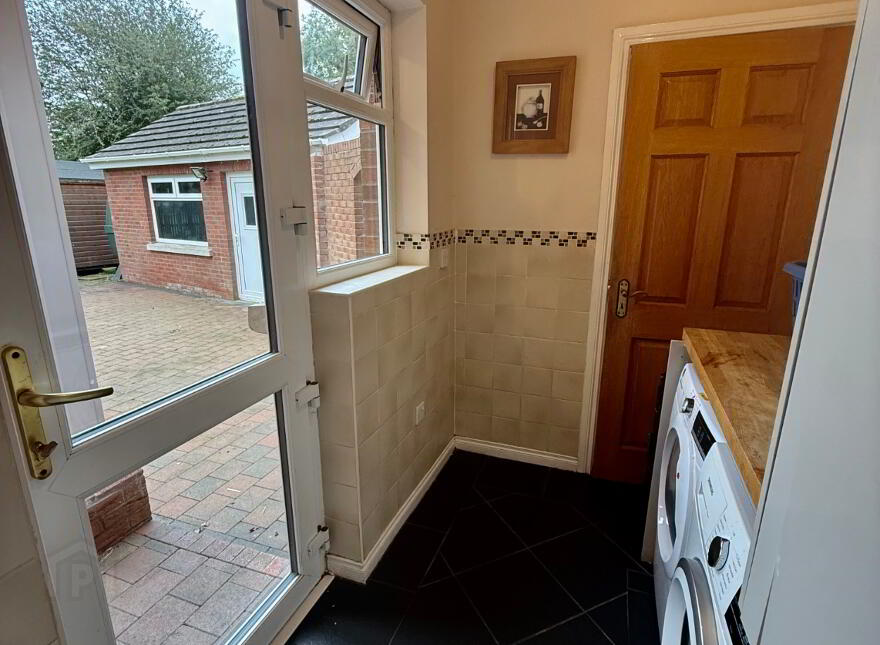 98 Weavers Meadow, Crumlin, BT29 4WP