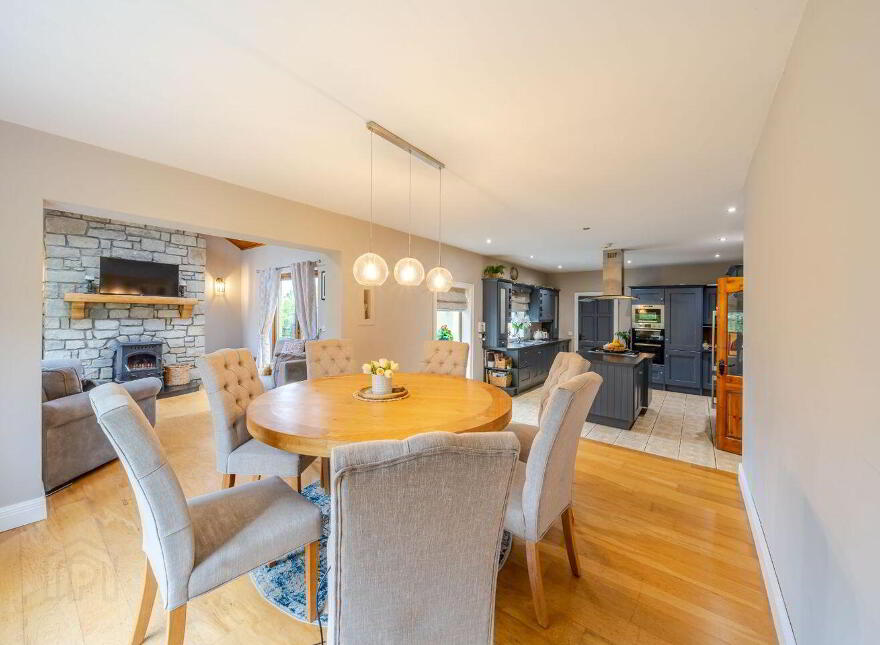 Tawnagh More, Balla, F23F867