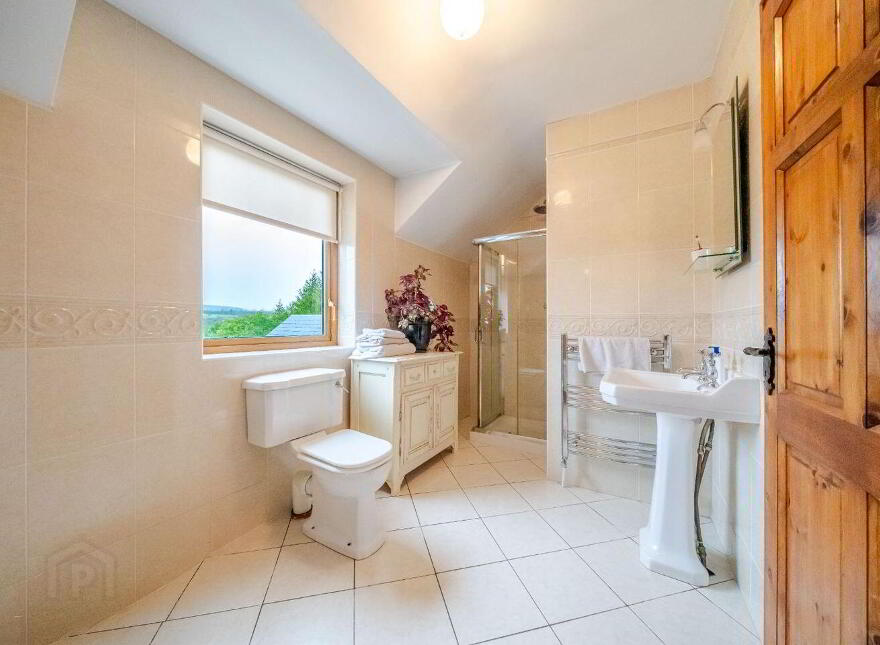 Tawnagh More, Balla, F23F867