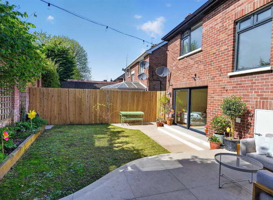 67 Osborne Drive, Belfast, BT9 6LJ