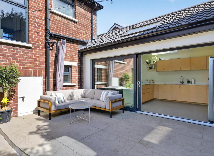 67 Osborne Drive, Belfast, BT9 6LJ