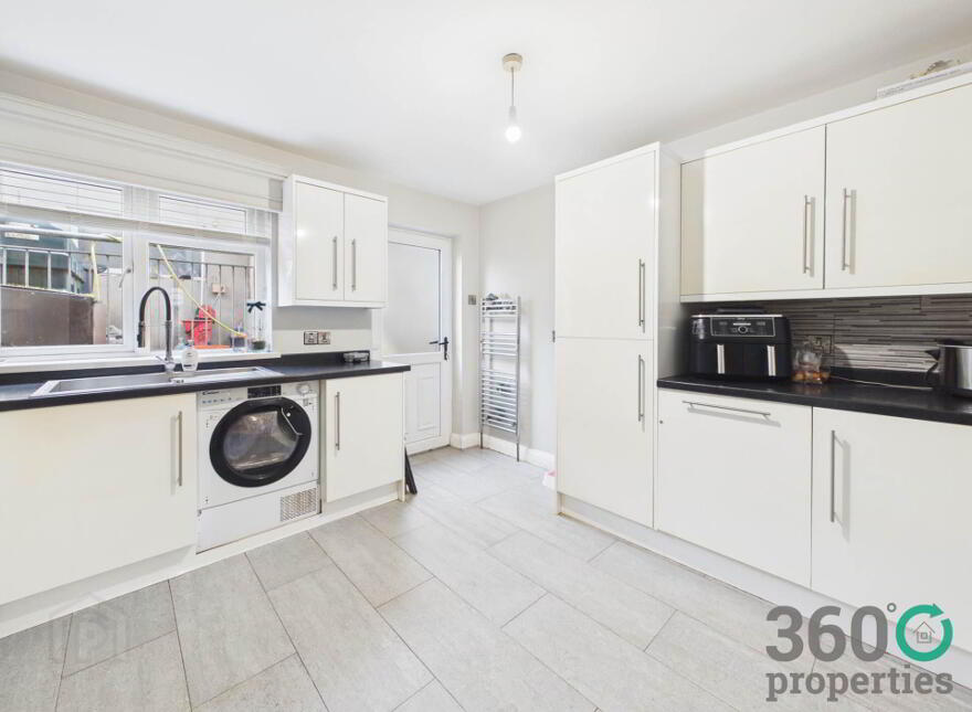 12 Larne Road, Ballymena, BT42 3AS