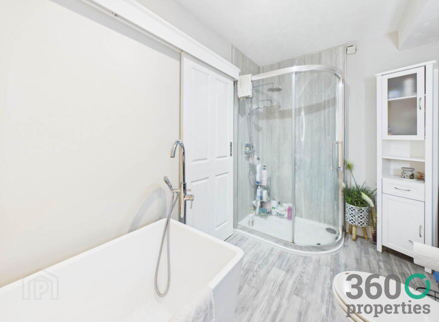 12 Larne Road, Ballymena, BT42 3AS