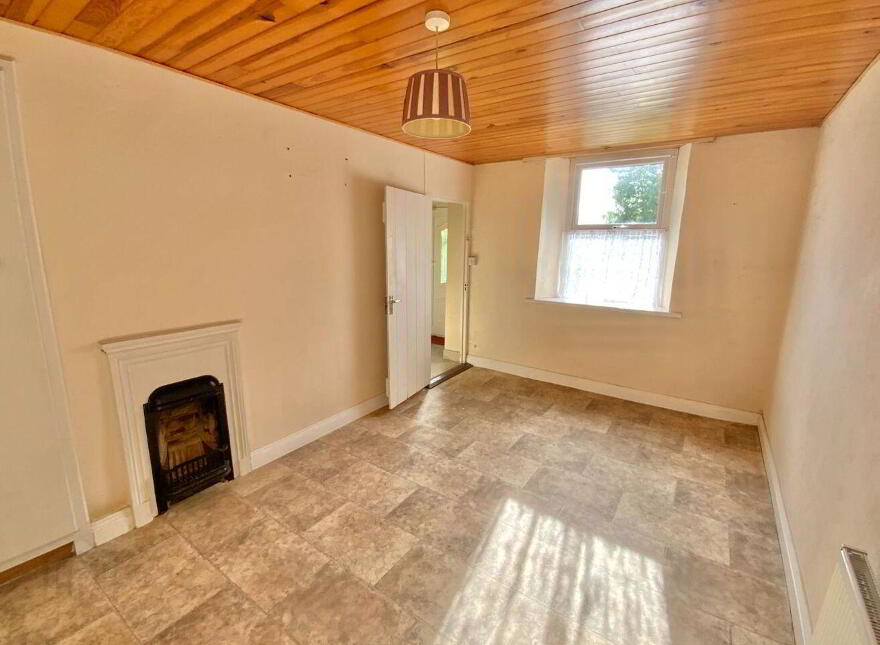 Hillview, Ballinglen, Moyne, Y14NH31