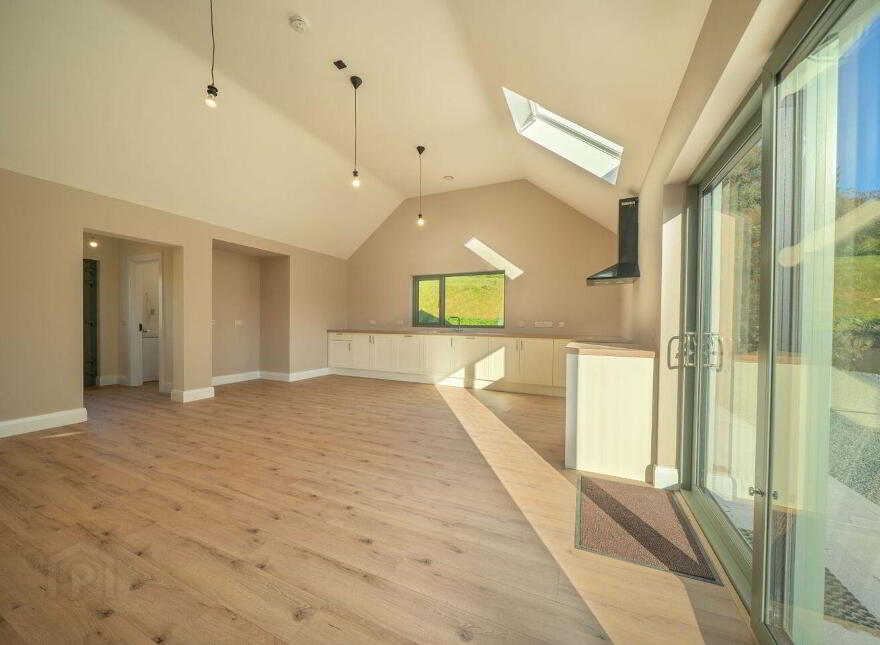 Toms Cottage, Slievereagh, Ballyvourney, P12RW80