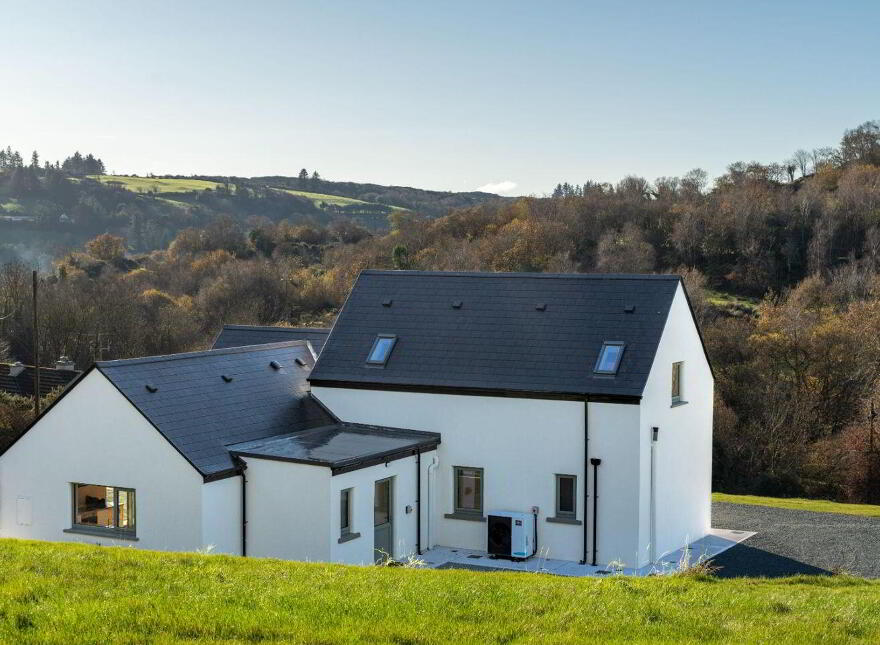 Toms Cottage, Slievereagh, Ballyvourney, P12RW80