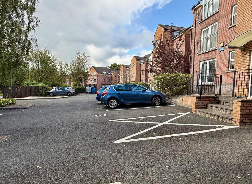 2 Minnowburn Mews, Belfast, BT8 8ST