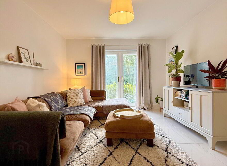 2 Minnowburn Mews, Belfast, BT8 8ST