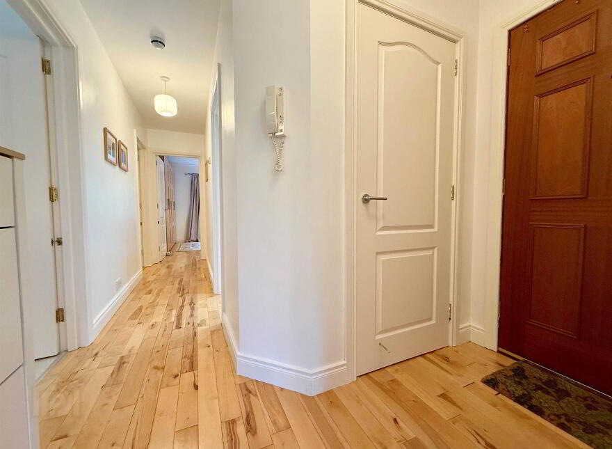2 Minnowburn Mews, Belfast, BT8 8ST