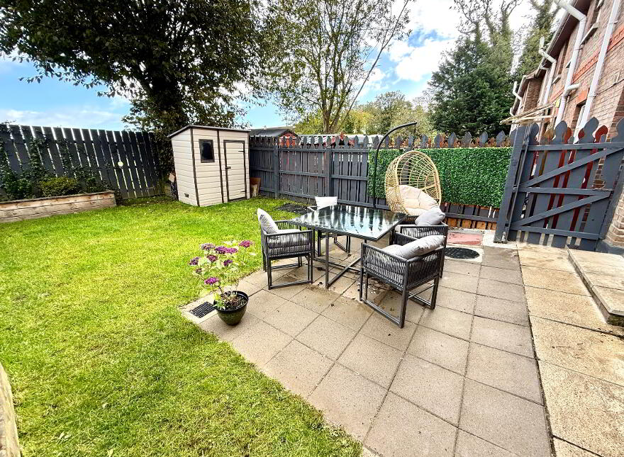 2 Ivy Mead Court., Waterside, L'Derry, BT47 3ZH