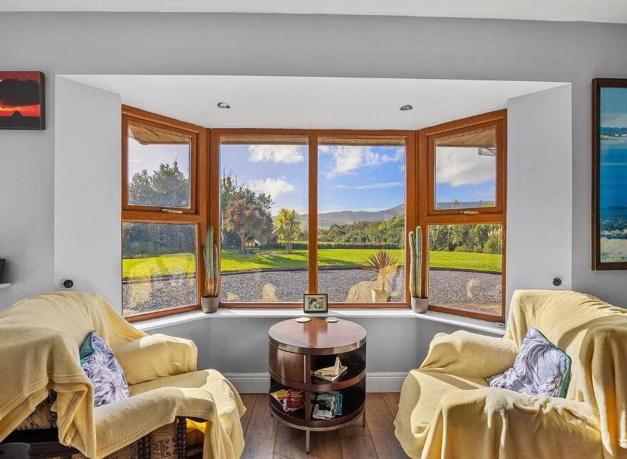 Castle Road House, Dunboy, Castletownbere, P75RW68