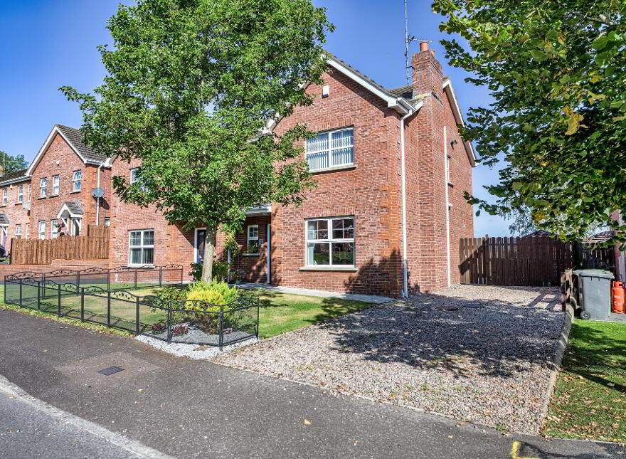 41 Windsor Hill, Waringstown, BT66 7FZ