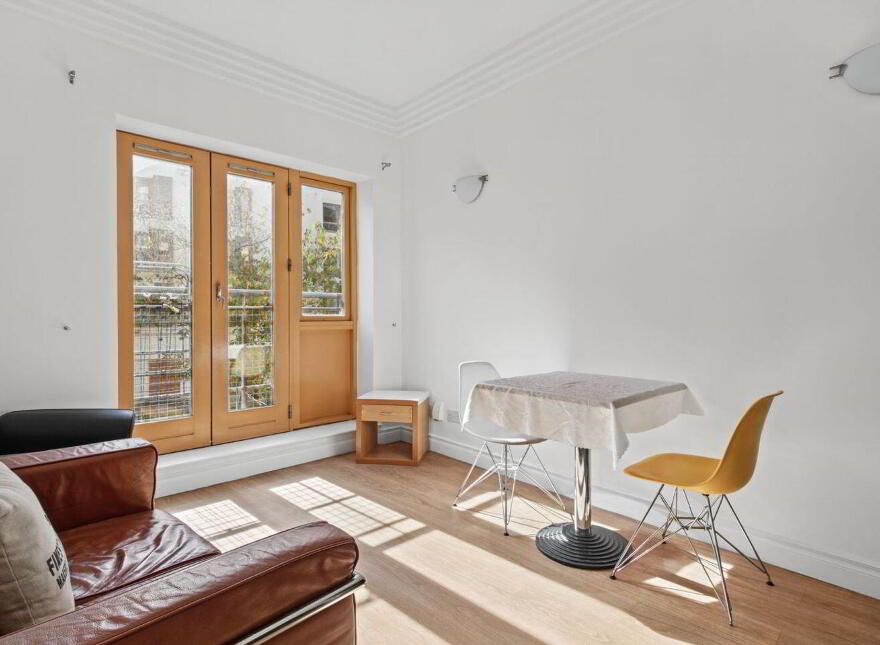 55 Spencer House, Custom House Square, Mayor Street Lower, IFSC, Ifsc, D01FR88