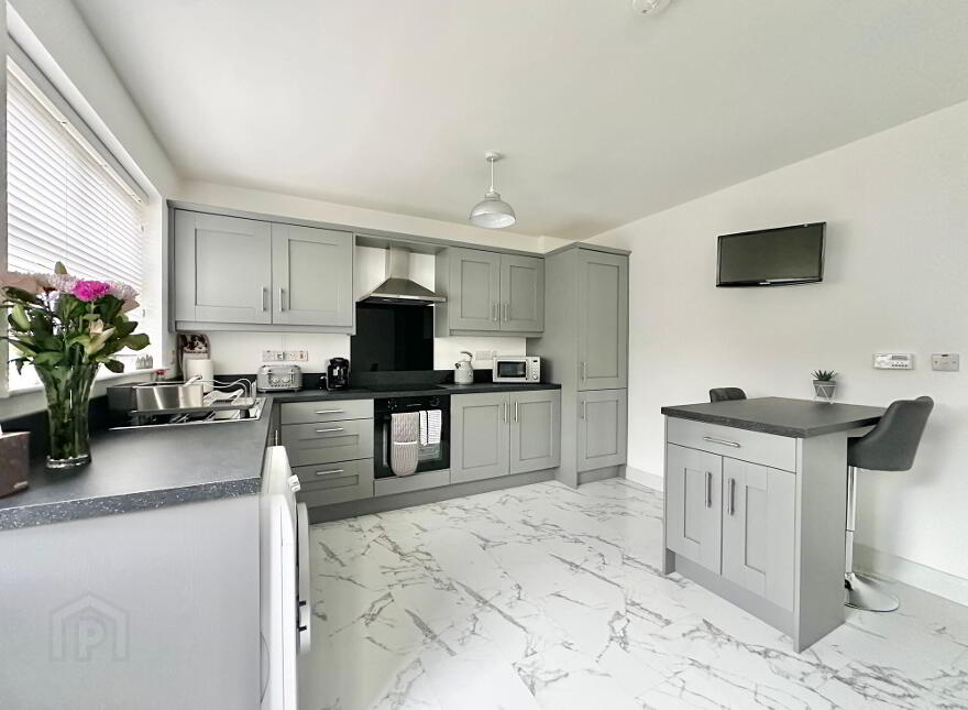 10 Crawfords Close, Portglenone, BT44 8FB