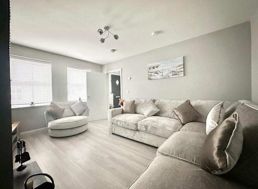 10 Crawfords Close, Portglenone, BT44 8FB