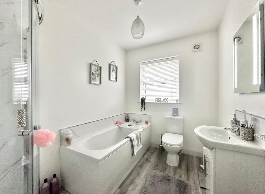 10 Crawfords Close, Portglenone, BT44 8FB